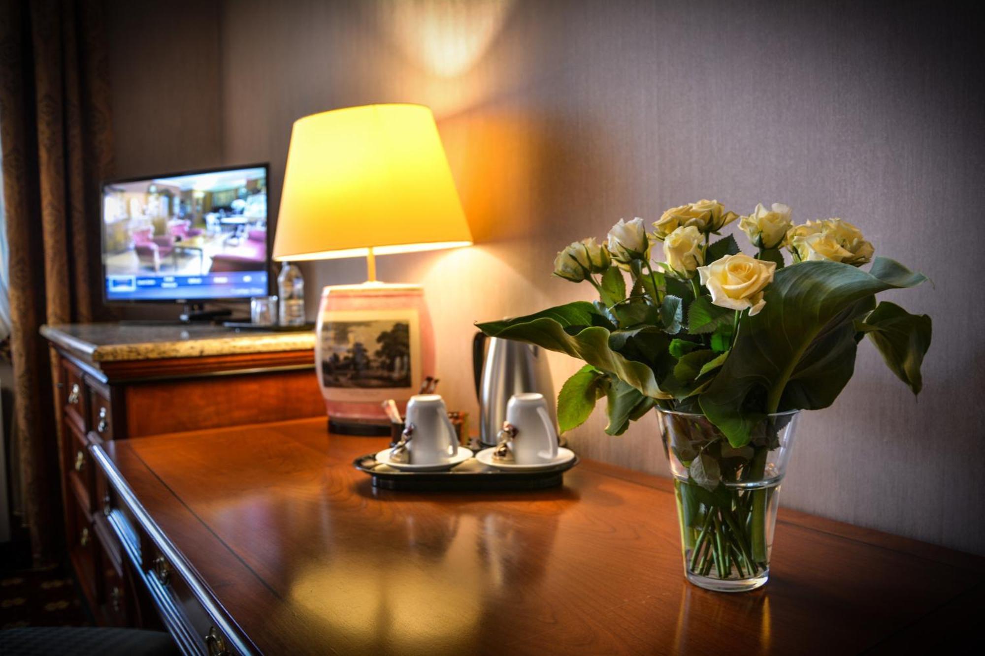 Komoda Club Residence Kalisz Chambre photo