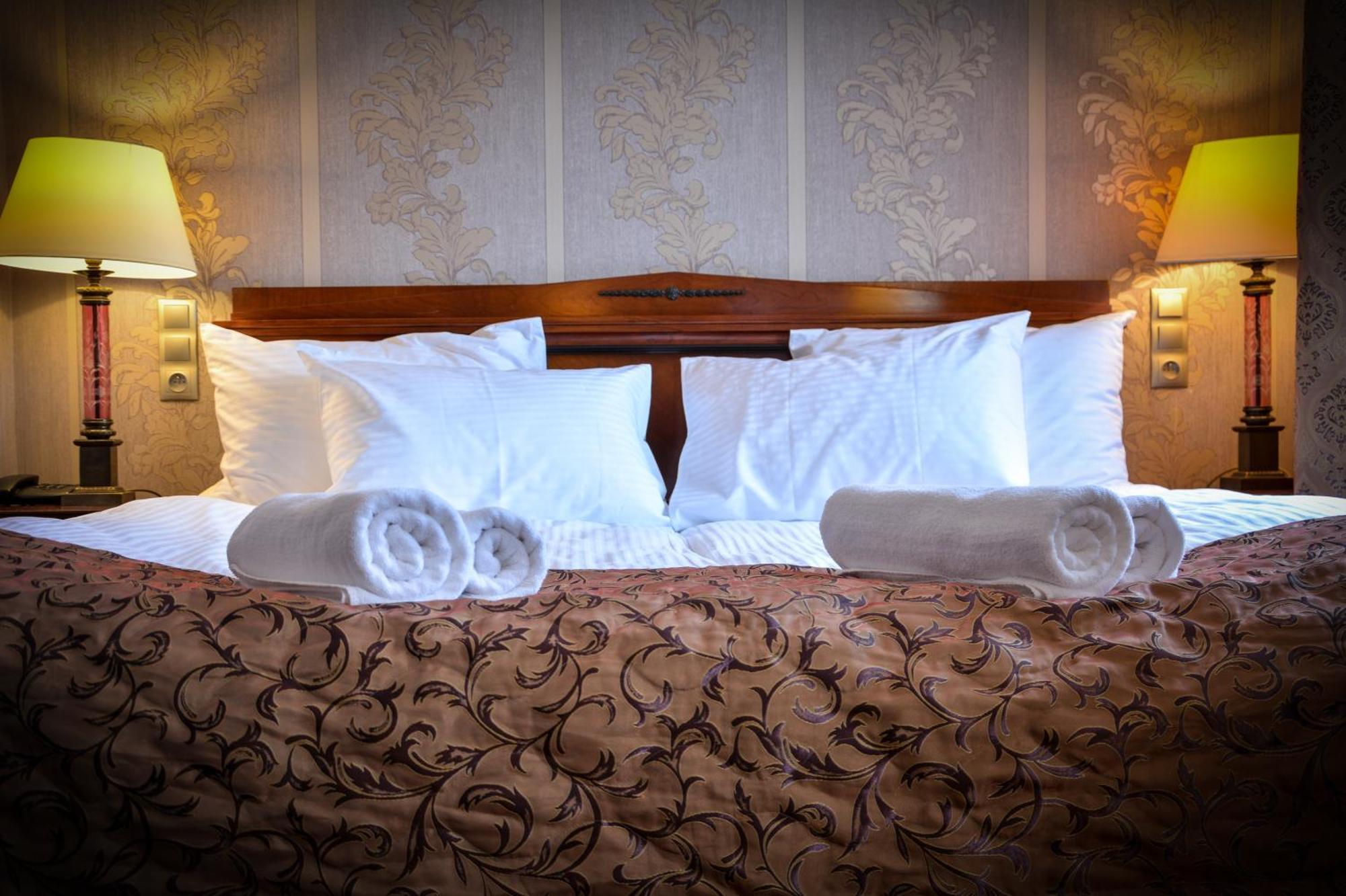 Komoda Club Residence Kalisz Chambre photo