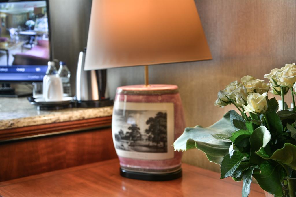 Komoda Club Residence Kalisz Chambre photo